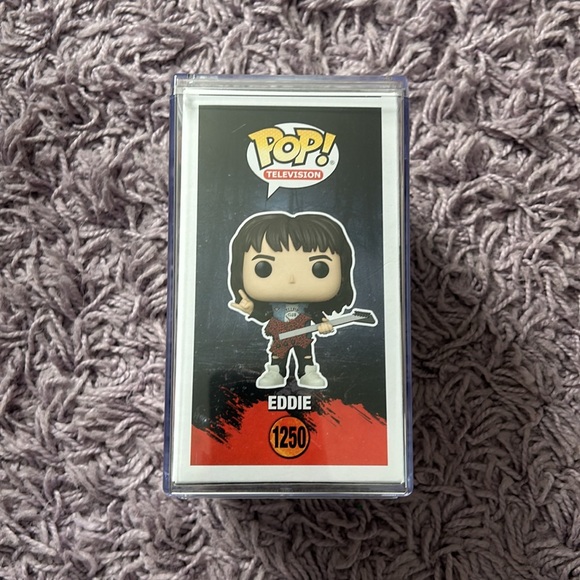 Eddie Munson (Stranger Things) Funko Pop Figure in plastic case - Picture 4 of 5